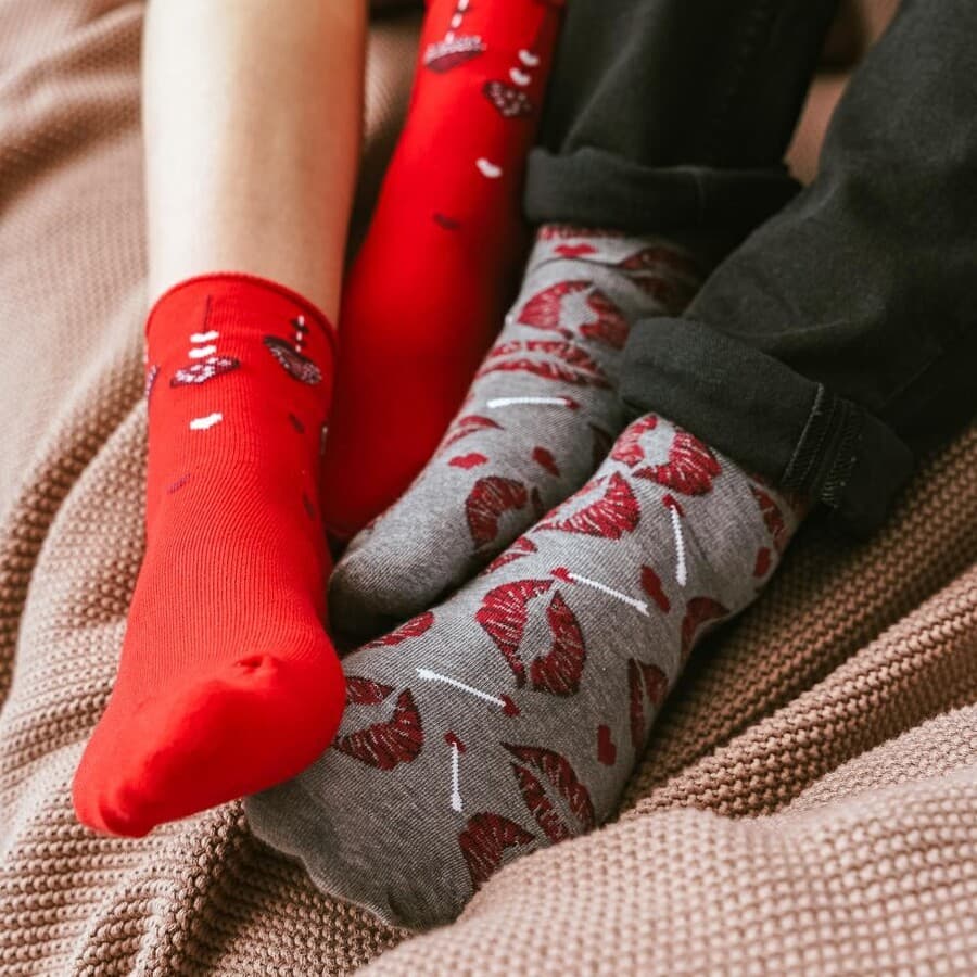 SKARPETY WALENTYNKOWE MĘSKIE 136