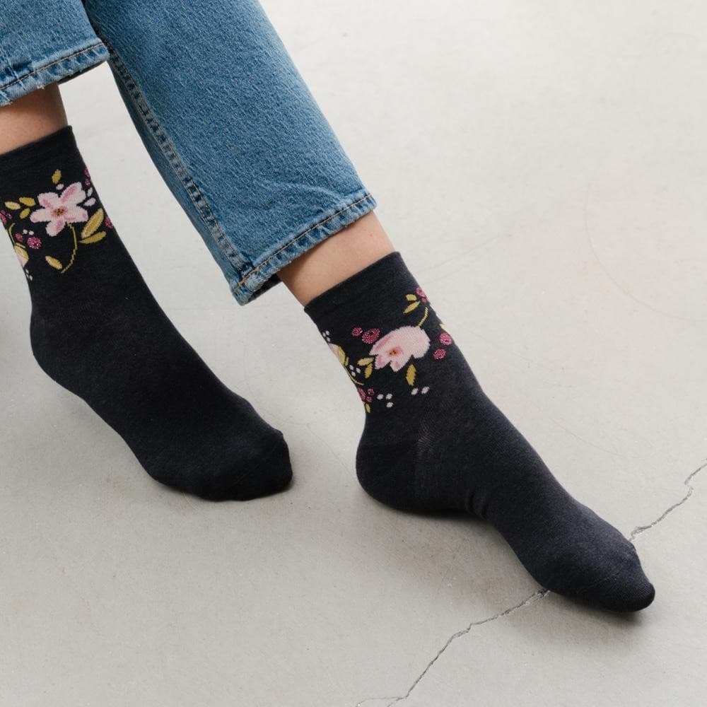 SKARPETKI DAMSKIE WZOROWANE 099