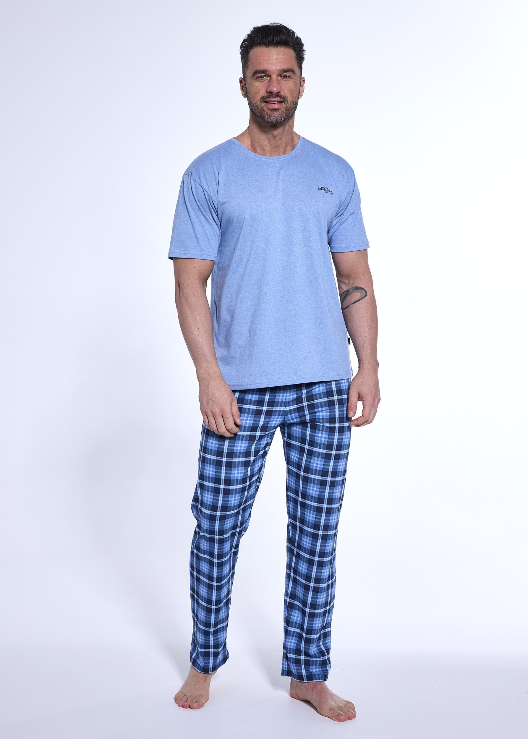 PIŻAMA MĘSKA 134/179 STRONG KR