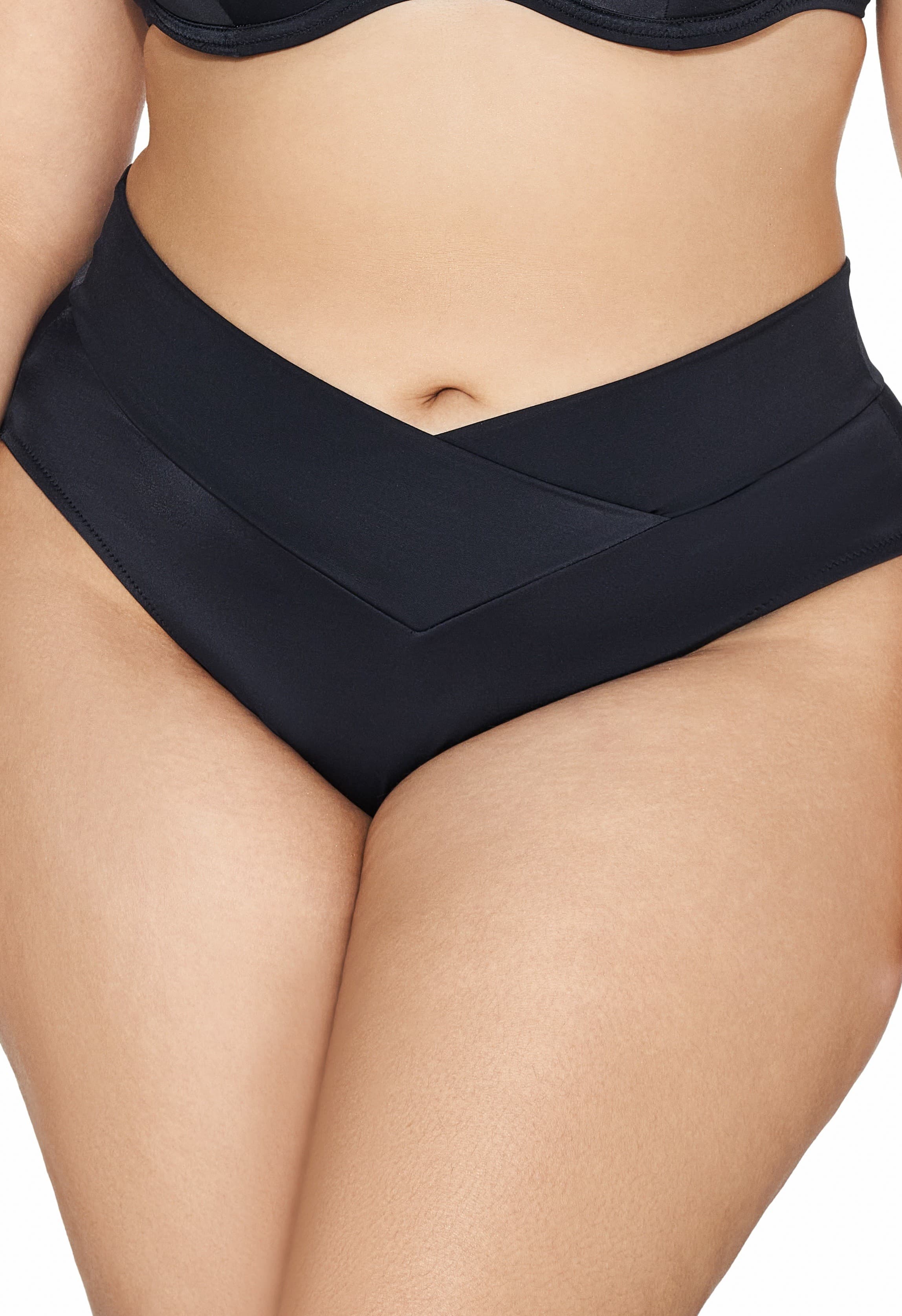 FIGI KĄPIELOWE BRAZYLIANY SF 13/15/B BLACK