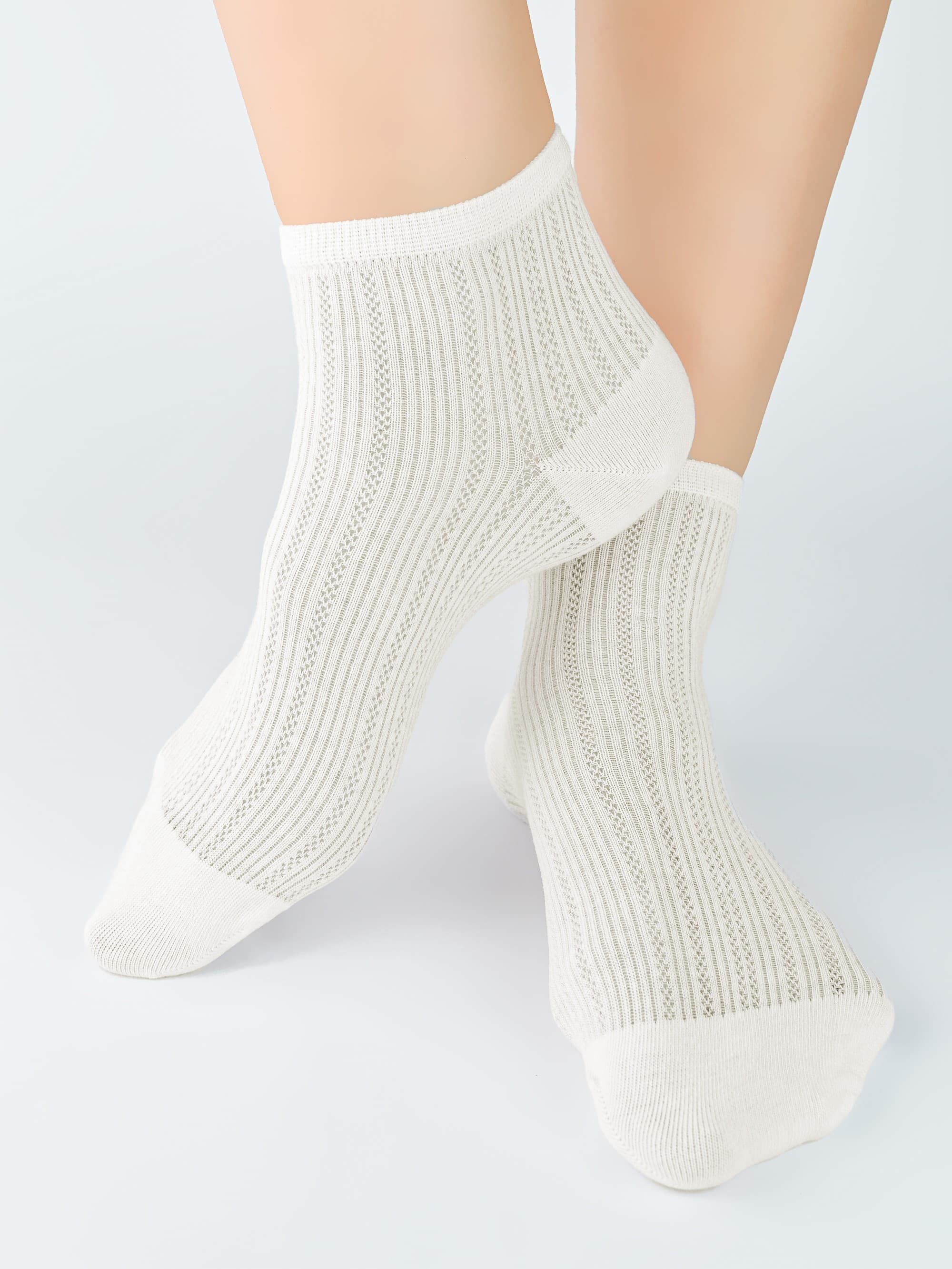 SKARPETY DAMSKIE ŻAKARDOWE SB122