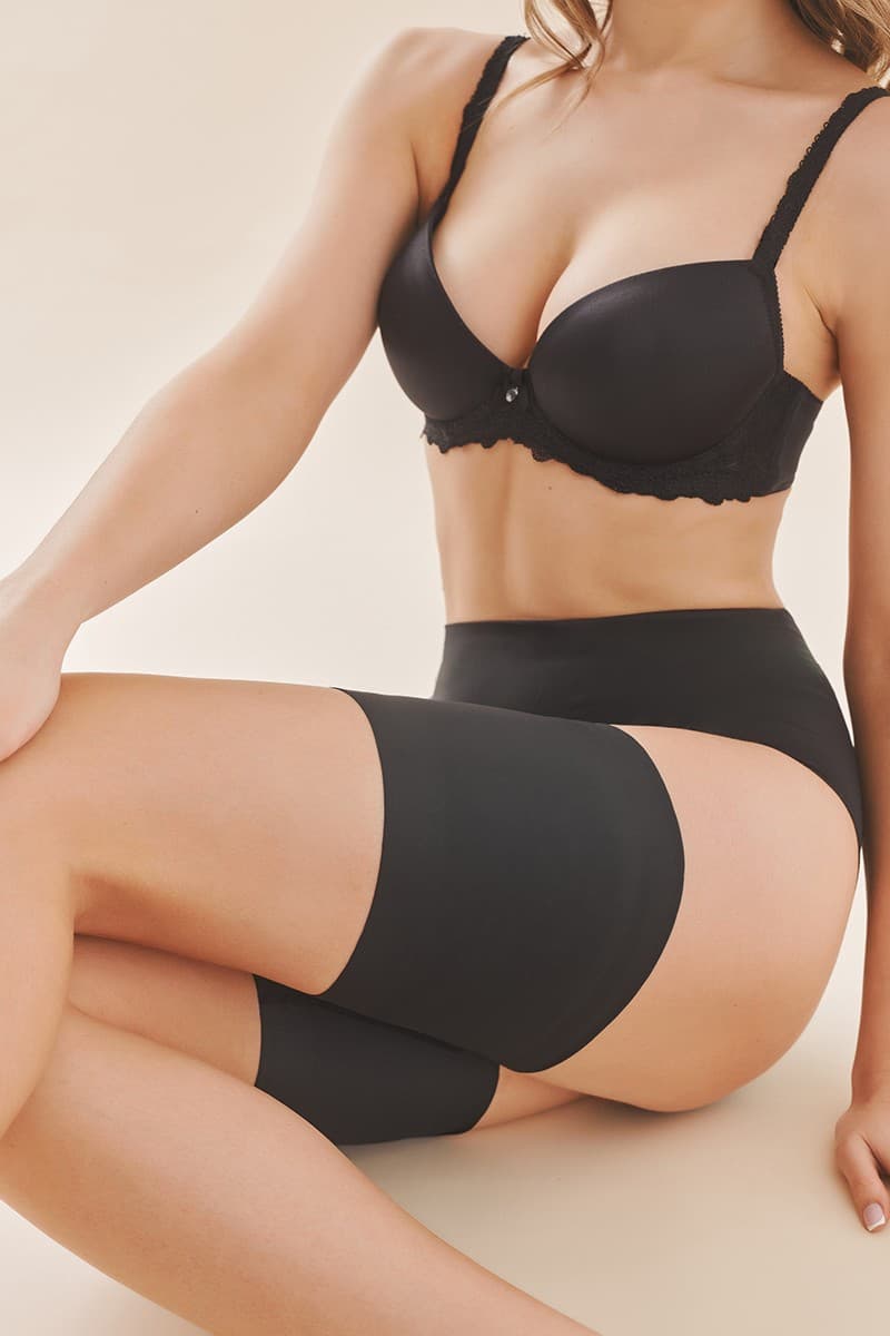 SATYNOWA OPASKA NA UDA