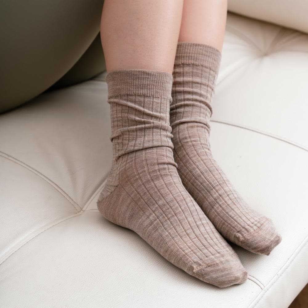 SKARPETY BEZUCISKOWE W PRĄŻEK MERINO WOOL 130