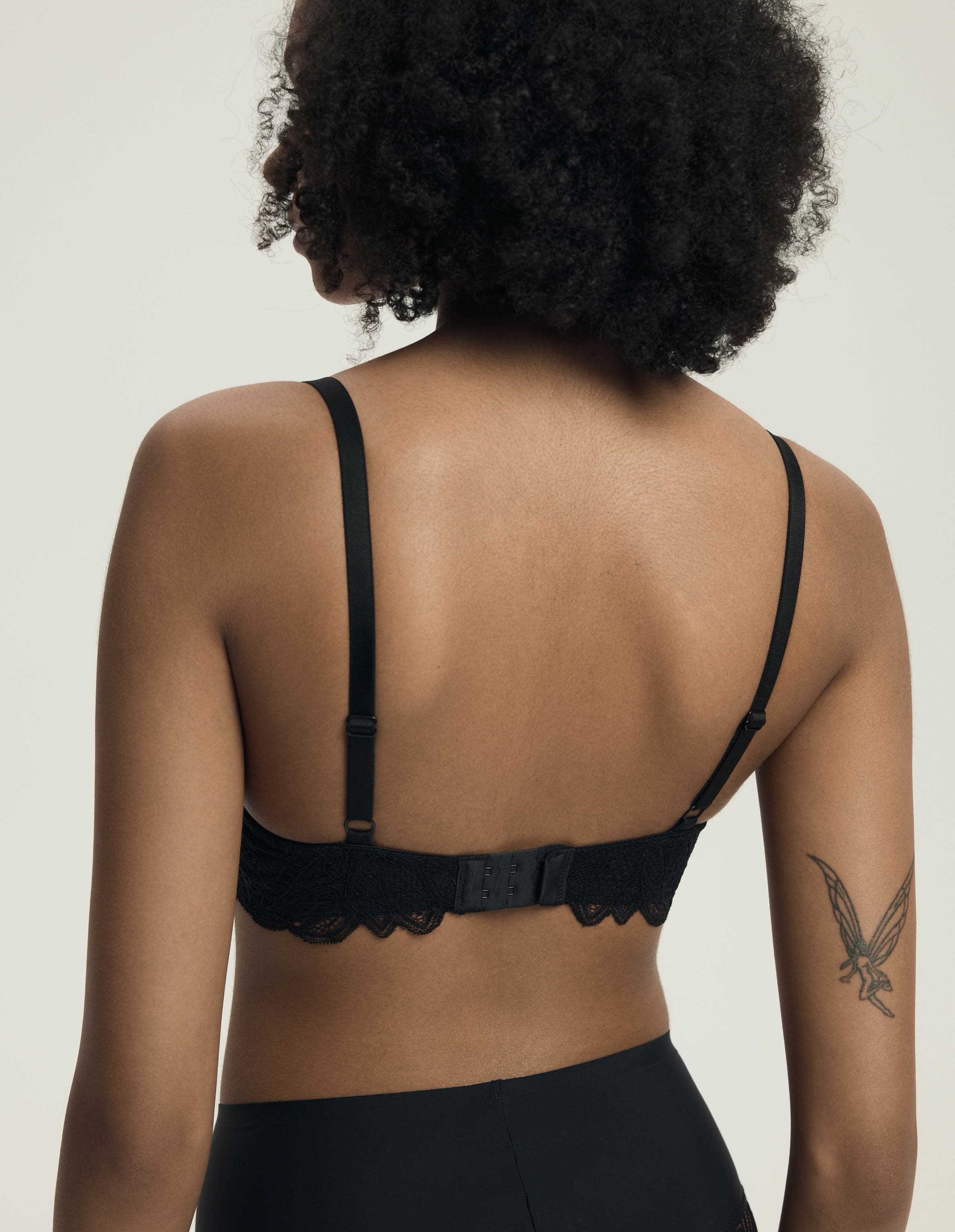 BIUSTONOSZ DELIS 36121 CZARNY